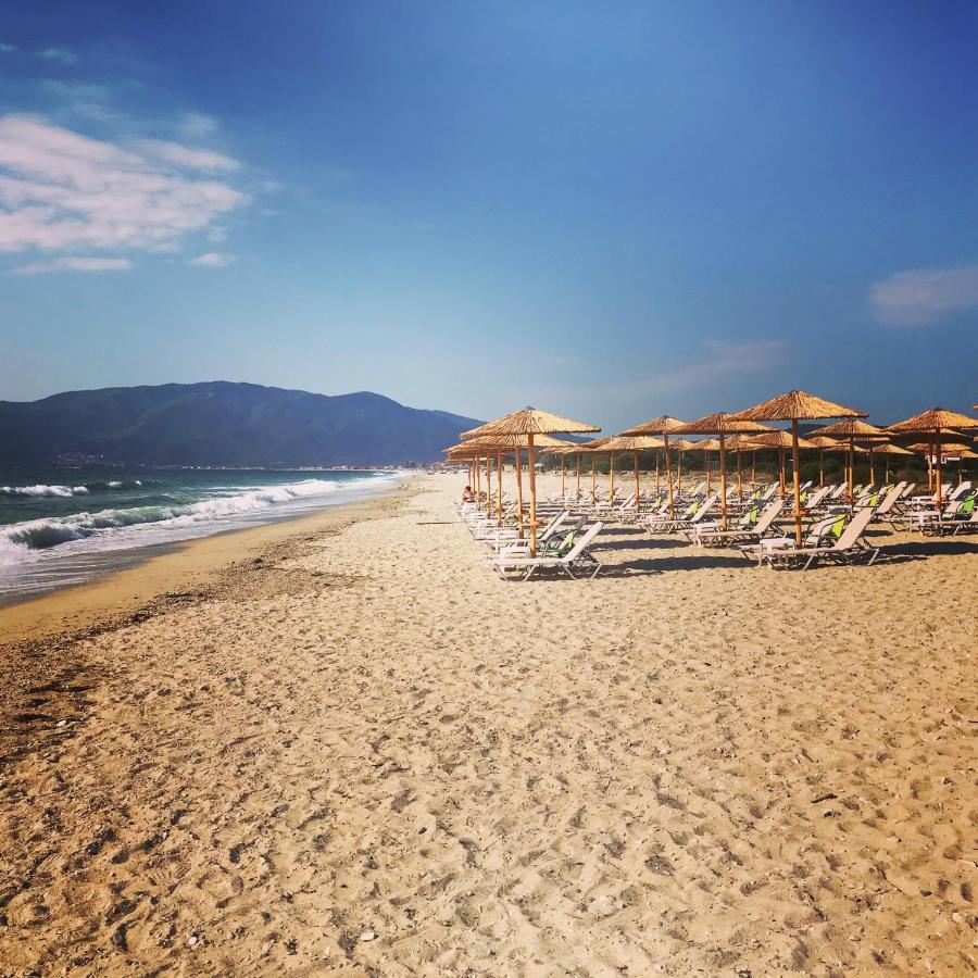 Sea Pearl Luxury Apartments Nea Vrasna Exterior photo