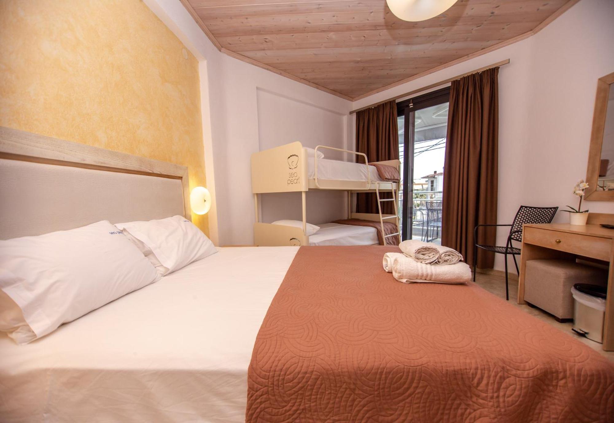 Sea Pearl Luxury Apartments Nea Vrasna Exterior photo